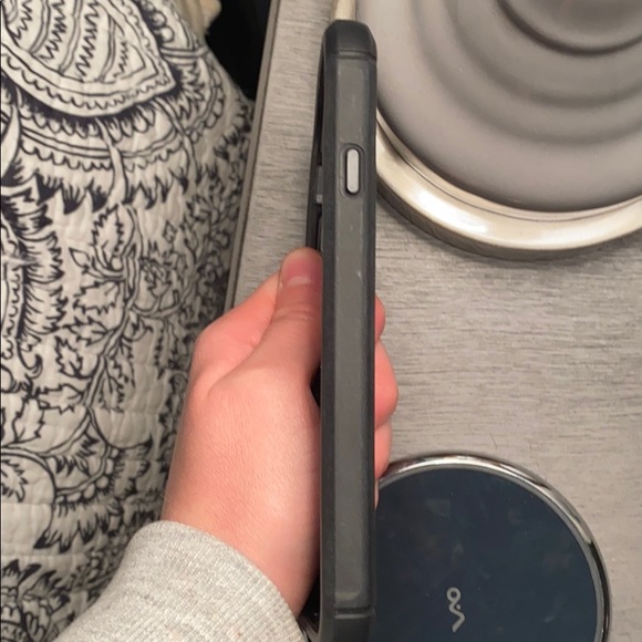 black iPhone case - Picture 3 of 6